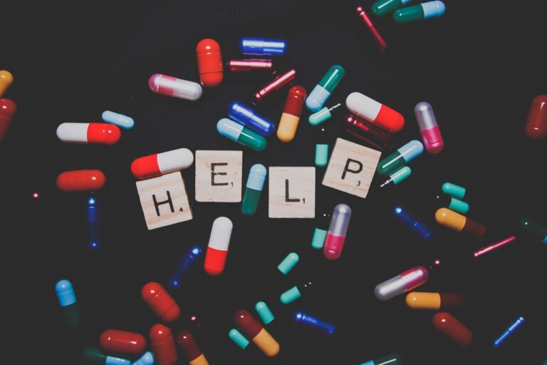 Amitriptyline (tricyclique) : guide complet sur ce médicament