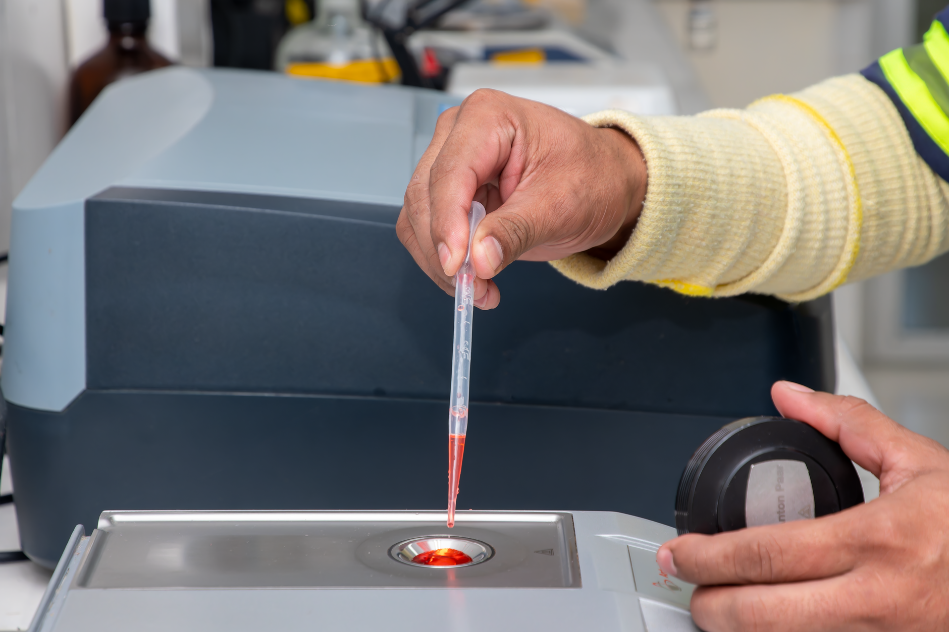 Chlore et équilibre acido-basien : comprendre le rôle essentiel du chlorure dans l’organisme