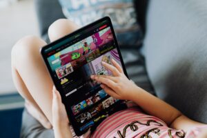 Écrans et enfants : guide complet pour protéger le développement de votre enfant