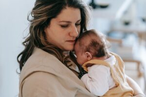 La dépression post-partum : comprendre, reconnaître et soigner