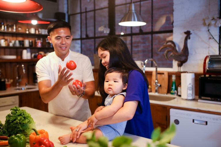 La diversification alimentaire : guide complet pour bébé