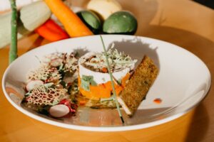 L'alimentation végétarienne : bénéfices, risques et conseils pour une pratique équilibrée