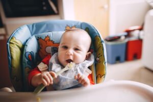 Réhabilitation alimentaire chez le nourrisson et le jeune enfant : guide complet pour les parents