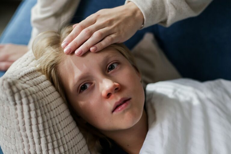 Roséole infantile : causes, symptômes, traitement et conseils