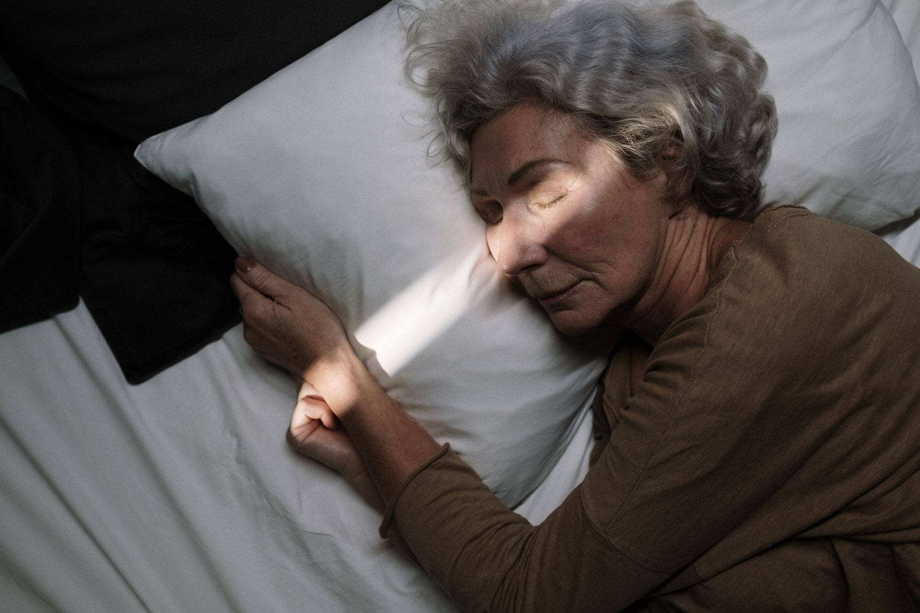 Avance de phase du sommeil : pronostic et perspectives chez la personne âgée