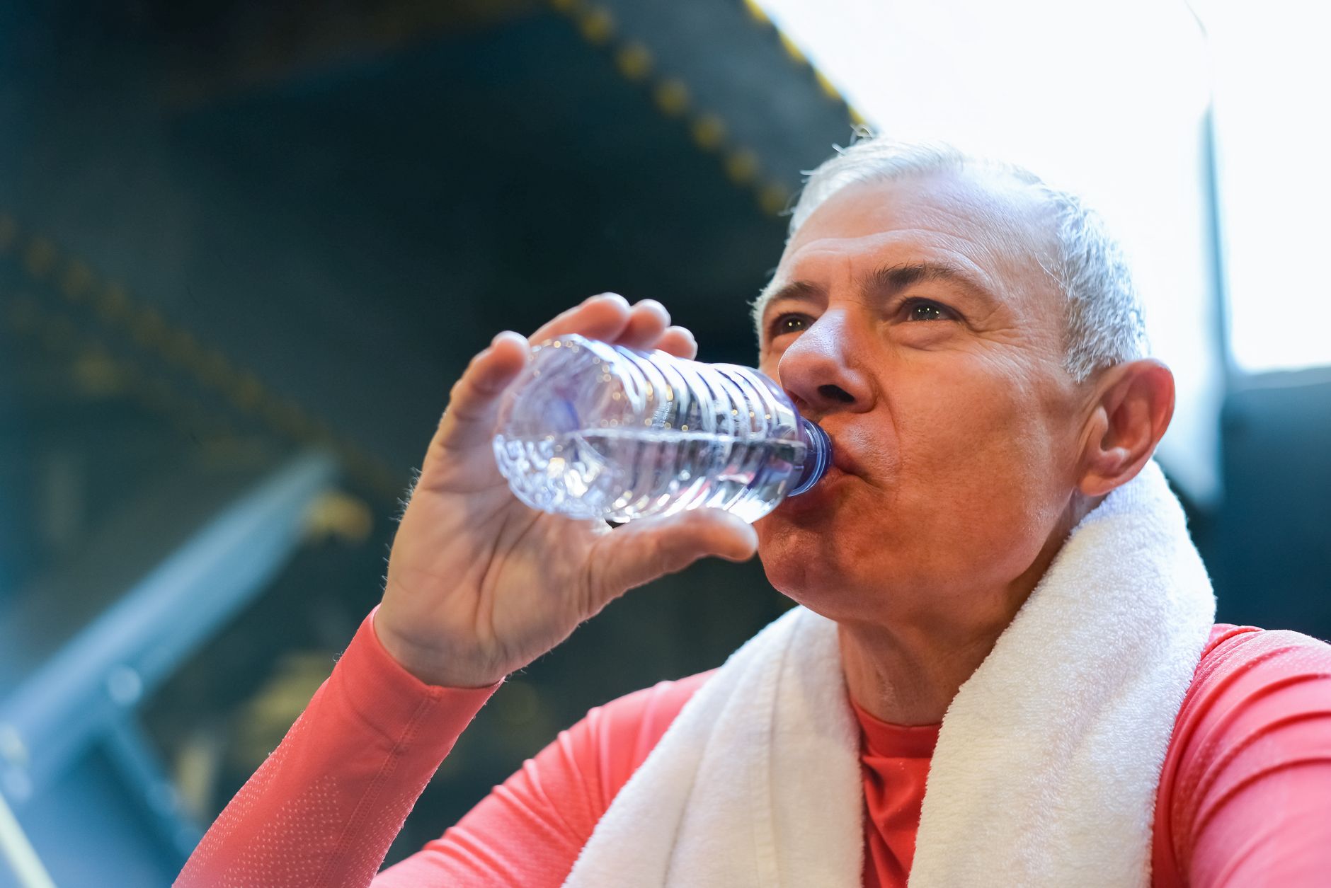Constipation chronique chez la personne âgée : approches de rééducation efficaces