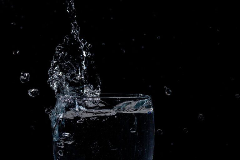 Eau et hydratation : rôle clé dans la réhabilitation et la récupération physique