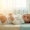 Luxation congénitale de la hanche : causes, diagnostic et traitement