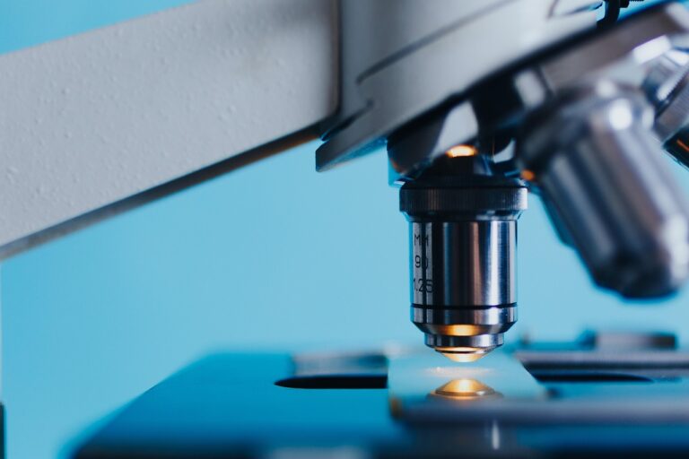 Oligospermie : causes, diagnostic et traitements de la baisse de spermatozoïdes