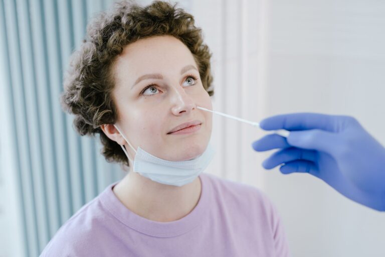 Rhinite atrophique : causes, symptômes et traitements efficaces
