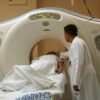 Tumeur stromale gastro-intestinale (GIST) : causes, symptômes et traitements