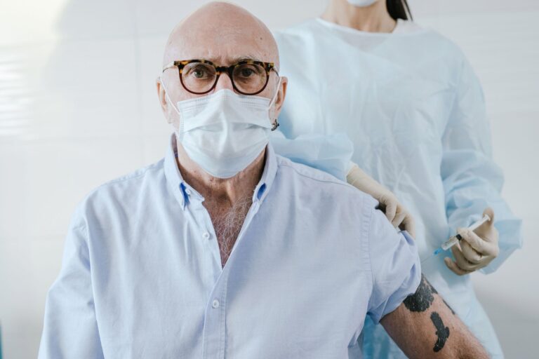 Vaccin contre le zona : facteurs de risque, indications et conseils pratiques