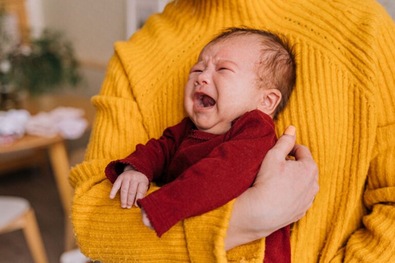 Vitamine D bébé : pourquoi, quand et comment supplémenter son nourrisson ?