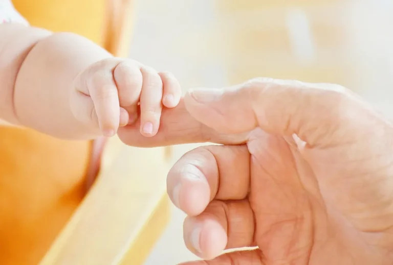Encoprésie chez l&rsquo;enfant : pronostic et guérison