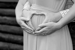Premiers coups de bébé : surveiller les mouvements fœtaux