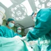 Thyroïdite auto-immune : causes, symptômes, diagnostic et traitements