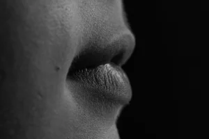Les lèvres : anatomie, fonctions et soins essentiels